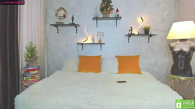 Snapshot of StripBianka chatting on 12/18/24, 09:04 StripBianka online show from 12/18/24, 09:04