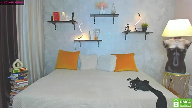 Snapshot of StripBianka chatting on 03/09/25, 01:59 StripBianka online show from 03/09/25, 01:59