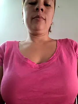 selena gomez2 online show from 10/02/25, 03:08