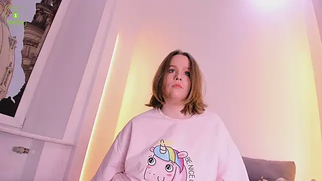 Snapshot of ErikaLust chatting on 10/09/25, 04:10 ErikaLust online show from 10/09/25, 04:10