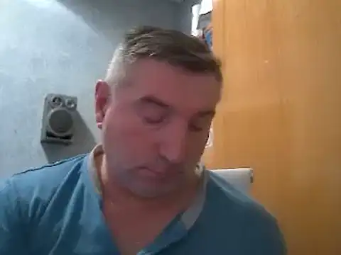 Snapshot of GYurmoka70 chatting on 01/29/25, 08:04 GYurmoka70 online show from 01/29/25, 08:04