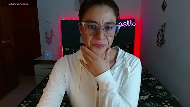 antonella sweet33 online show from 03/01/25, 11:04