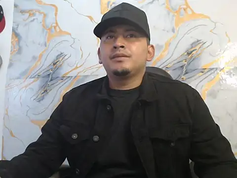 Snapshot of myke_andrade chatting on 05/25/26, 08:37 myke andrade online show from 05/25/26, 08:37