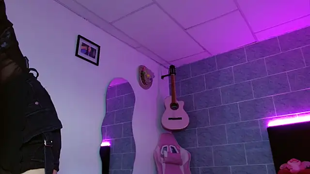 Dakota bumm online show from 04/27/26, 06:50