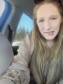 GoldenFlameGoddess online show from 03/07/25, 07:05