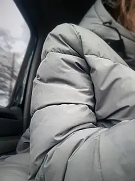 GoldenFlameGoddess online show from 03/12/25, 12:42