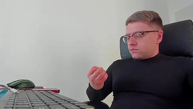 Findom guy online show from 03/20/25, 03:25