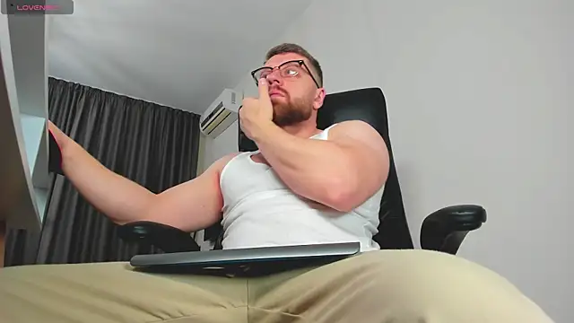 Findom guy online show from 02/10/26, 12:53