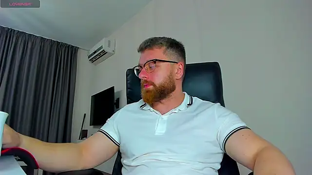 Findom guy online show from 03/26/26, 12:22