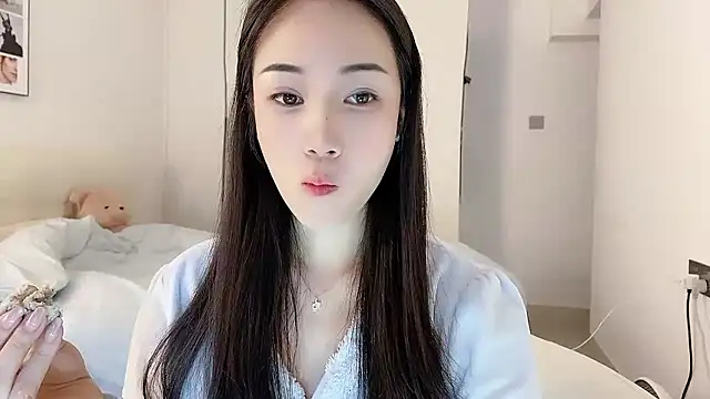 Snapshot of MIa59 chatting on 01/19/26, 12:58 MIa59 online show from 01/19/26, 12:58