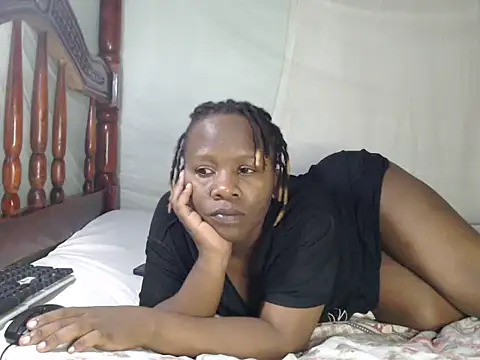 Queentesi online show from 05/16/26, 10:41