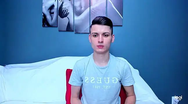 Snapshot of andboyfor6 chatting on 12/21/24, 08:18 andboyfor6 online show from 12/21/24, 08:18