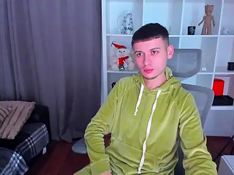 Snapshot of andboyfor6 chatting on 12/16/25, 08:52 andboyfor6 online show from 12/16/25, 08:52