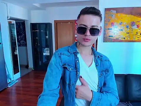 andboyfor6 online show from 05/06/26, 12:32