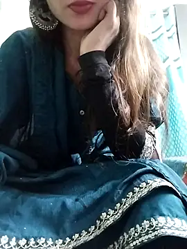 Noor Darliing online show from 03/07/25, 03:28