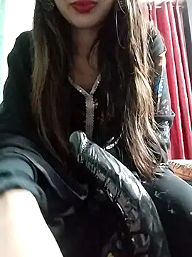 Noor Darliing online show from 12/14/25, 03:28