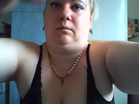 D Marinna online show from 09/16/25, 09:10