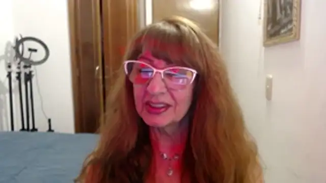 KarimaSarabe online show from 03/09/26, 09:52