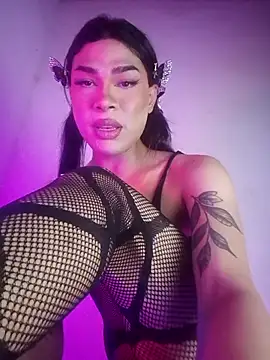 Victor-and-shelly online show from 02/15/26, 04:58