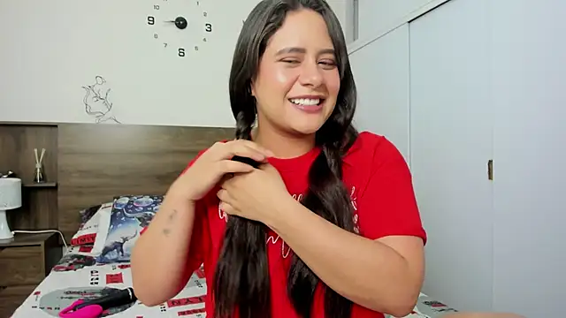 emily adams01 online show from 04/21/26, 10:45