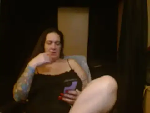 Snapshot of SimoneMoore chatting on 03/16/25, 01:59 SimoneMoore online show from 03/16/25, 01:59