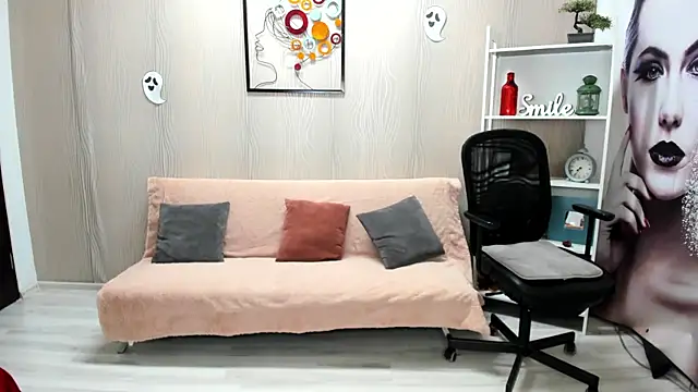 Cassandra Hotty online show from 11/11/25, 04:34