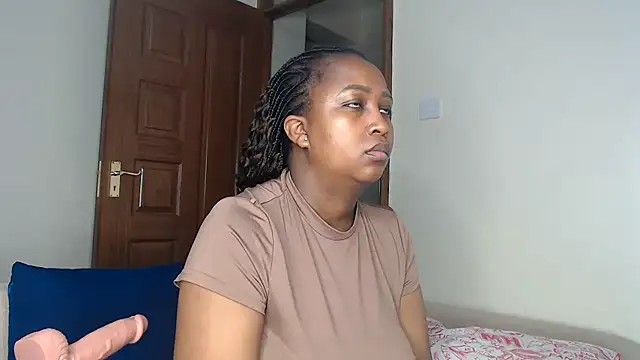 Snapshot of NIKKIE_LOVE chatting on 07/18/26, 11:08 NIKKIE LOVE online show from 07/18/26, 11:08
