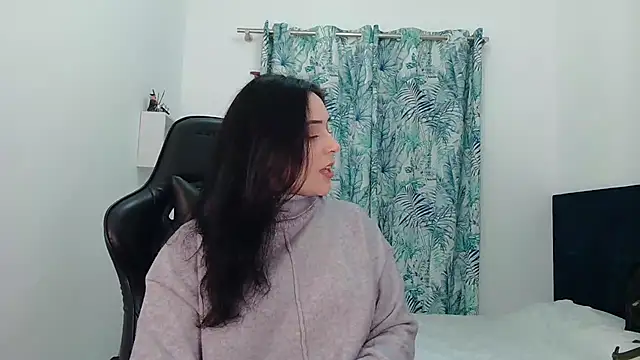 Snapshot of Lilith__D chatting on 12/02/24, 02:52 Lilith D online show from 12/02/24, 02:52