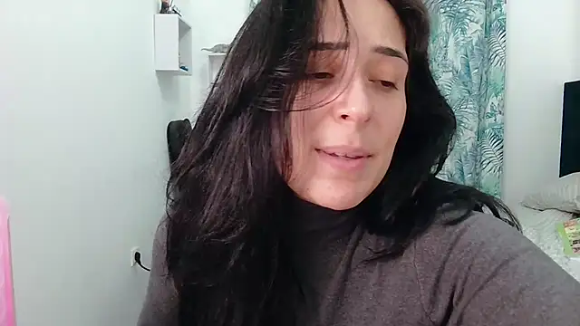 Snapshot of Lilith__D chatting on 12/17/24, 02:44 Lilith D online show from 12/17/24, 02:44