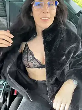 Snapshot of Lilith__D chatting on 02/17/26, 01:29 Lilith D online show from 02/17/26, 01:29