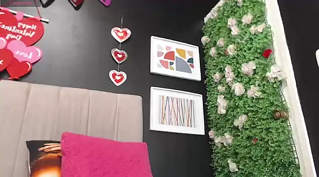 Snapshot of AngelitaWild_ chatting on 02/18/25, 11:52 AngelitaWild online show from 02/18/25, 11:52