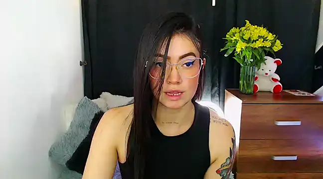 Snapshot of Isa_Maiden1 chatting on 01/08/25, 10:27 Isa Maiden1 online show from 01/08/25, 10:27