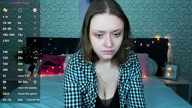 Snapshot of Linda_Bryant chatting on 02/02/25, 12:19 Linda Bryant online show from 02/02/25, 12:19