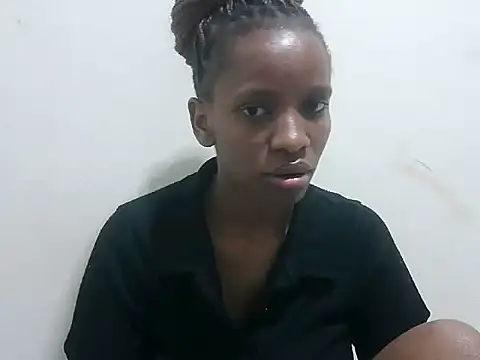 Snapshot of prettybeee chatting on 02/22/26, 09:57 prettybeee online show from 02/22/26, 09:57