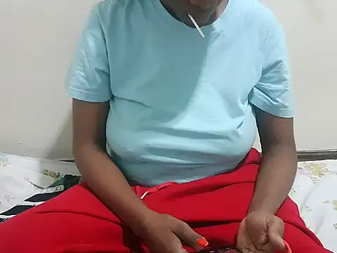 prettybeee online show from 03/14/26, 11:54