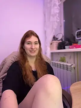  Chlo  e online show from 11/23/25, 02:17