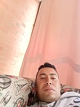 Diego leon27 online show from 01/08/25, 06:31