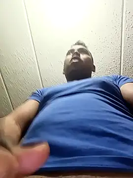 Diego leon27 online show from 02/01/25, 09:54