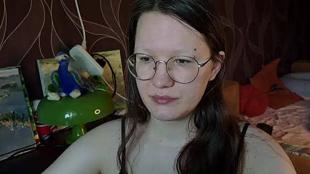 Snapshot of MiriamOr chatting on 07/25/26, 08:34 MiriamOr online show from 07/25/26, 08:34