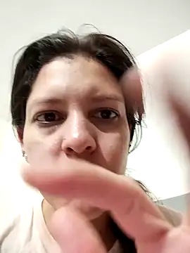 Mia Hampton online show from 03/07/25, 12:56