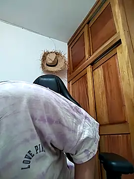 Mia Hampton online show from 09/17/25, 07:48