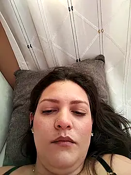 Mia Hampton online show from 09/28/25, 12:43