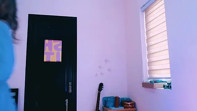 Cosmo Riri online show from 03/12/26, 08:31