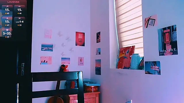 Cosmo Riri online show from 03/31/26, 06:14