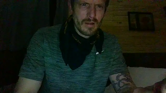 Snapshot of KBONE36 chatting on 02/22/25, 11:02 KBONE36 online show from 02/22/25, 11:02