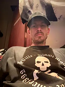 Snapshot of KBONE36 chatting on 09/14/25, 04:33 KBONE36 online show from 09/14/25, 04:33