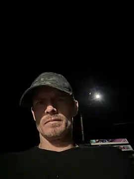 Snapshot of KBONE36 chatting on 09/19/25, 02:46 KBONE36 online show from 09/19/25, 02:46