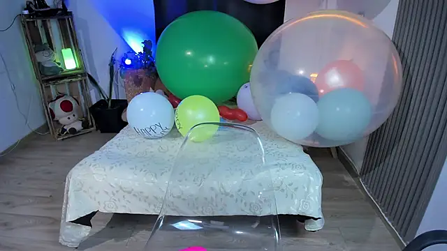 Snapshot of Cuttiealice chatting on 01/26/25, 05:02 Cuttiealice online show from 01/26/25, 05:02