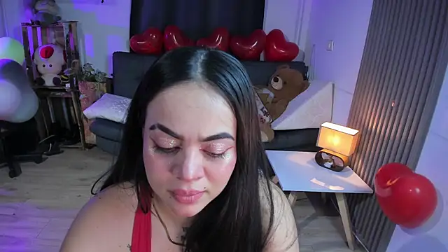 Snapshot of Cuttiealice chatting on 02/21/25, 02:17 Cuttiealice online show from 02/21/25, 02:17