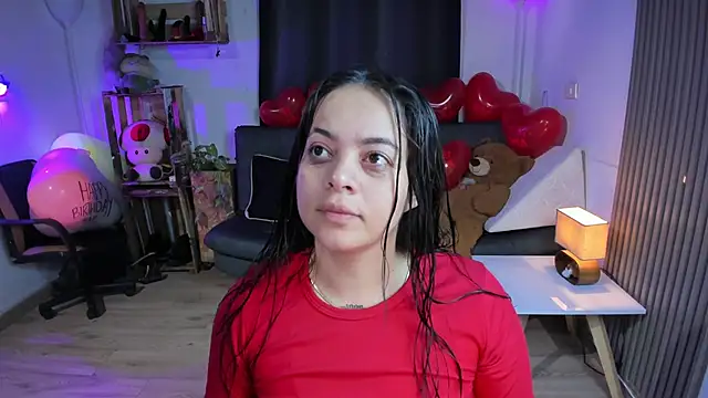 Snapshot of Cuttiealice chatting on 02/22/25, 01:24 Cuttiealice online show from 02/22/25, 01:24